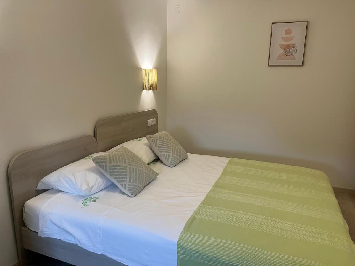 Apartment A & N With Free Private Parking Пула Екстериор снимка